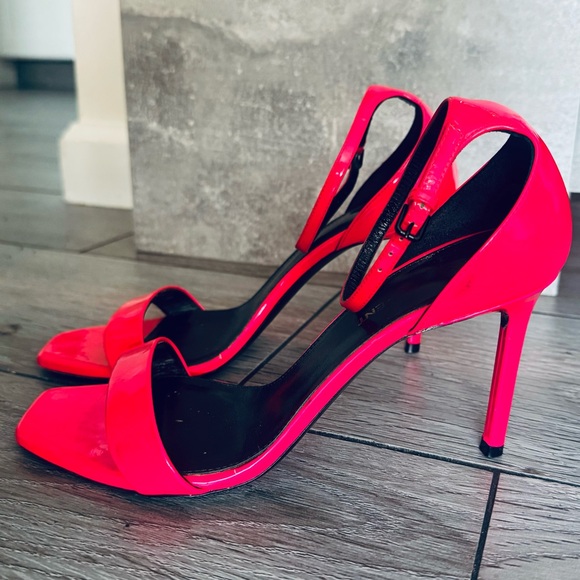 Yves Saint Laurent YSL “Amber” 85 Strappy Heels Sandals in Hot Pink - Picture 11 of 14